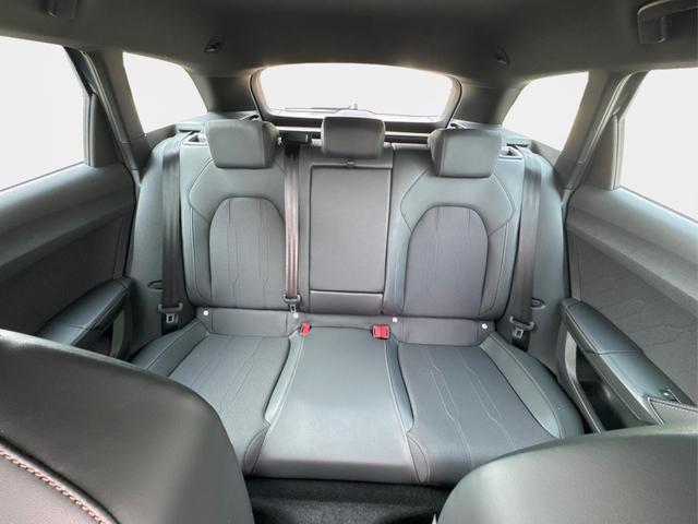 Cupra / Leon Sportstourer / Blau / / / ST AHK+NAVI+eHK+KAMERA+ACC+SHZ+18 ALU+LED, Beispielbilder, ggf. teilweise mit Sonderausstattung