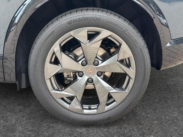 Cupra / Formentor / Blau / / / 4x4 AHK+eHK+NAVI+KAMERA+ACC+SHZ+18 ALU, Beispielbilder, ggf. teilweise mit Sonderausstattung