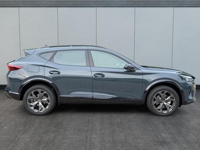 Cupra / Formentor / Blau / / / 4x4 AHK+eHK+NAVI+KAMERA+ACC+SHZ+18 ALU, Beispielbilder, ggf. teilweise mit Sonderausstattung