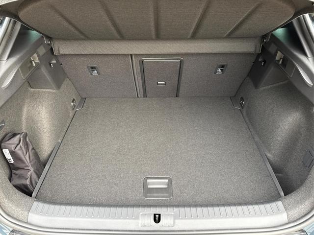 Cupra / Formentor / Blau / / / 4x4 AHK+eHK+NAVI+KAMERA+ACC+SHZ+18 ALU, Beispielbilder, ggf. teilweise mit Sonderausstattung