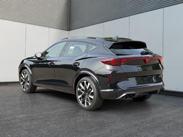 Cupra / Formentor / Schwarz / / / 4x4 AHK+NAVI+KAMERA+eHK+KESSY+ACC+19 ALU+LED+FULL LINK, Beispielbilder, ggf. teilweise mit Sonderausstattung