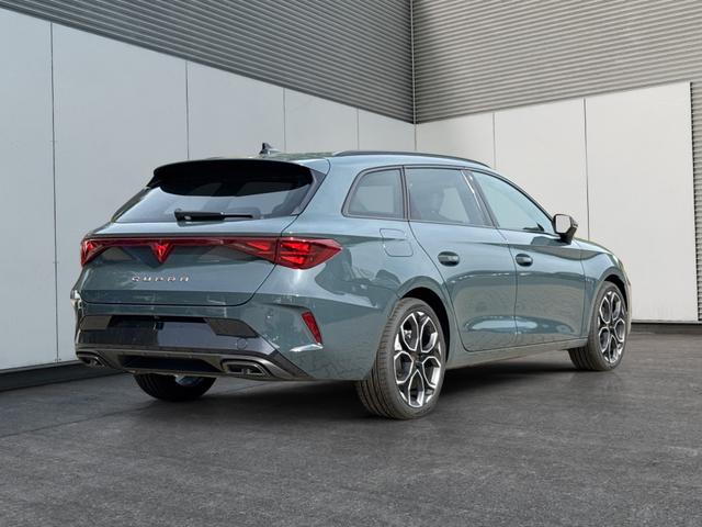 Cupra / Leon Sportstourer / Blau / / / ST AHK+NAVI+eHK+KAMERA+ACC+SHZ+18 ALU+LED, Beispielbilder, ggf. teilweise mit Sonderausstattung