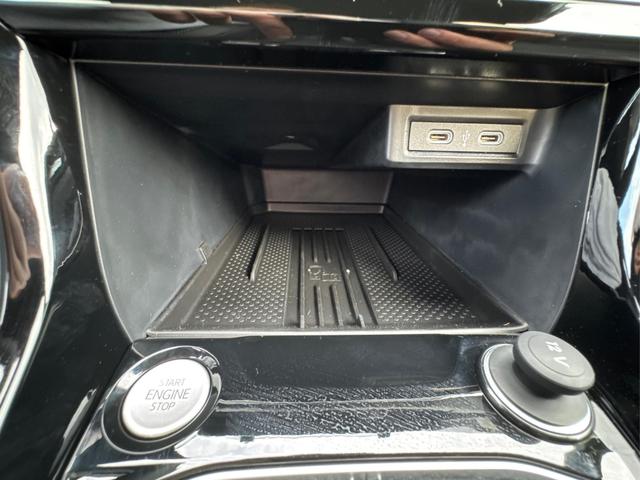 Volkswagen / T-Cross / / / / NAVI+SHZ+MATRIX+ACC+KAMERA+18'' ALU, Beispielbilder, ggf. teilweise mit Sonderausstattung