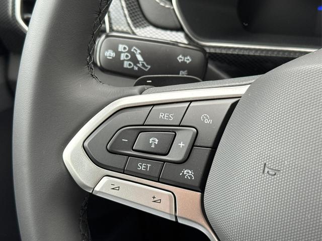 Volkswagen / T-Cross / / / / NAVI+SHZ+MATRIX+ACC+KAMERA+18'' ALU, Beispielbilder, ggf. teilweise mit Sonderausstattung