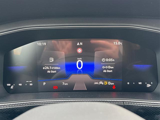 Volkswagen / T-Cross / / / / NAVI+SHZ+MATRIX+ACC+KAMERA+18'' ALU, Beispielbilder, ggf. teilweise mit Sonderausstattung
