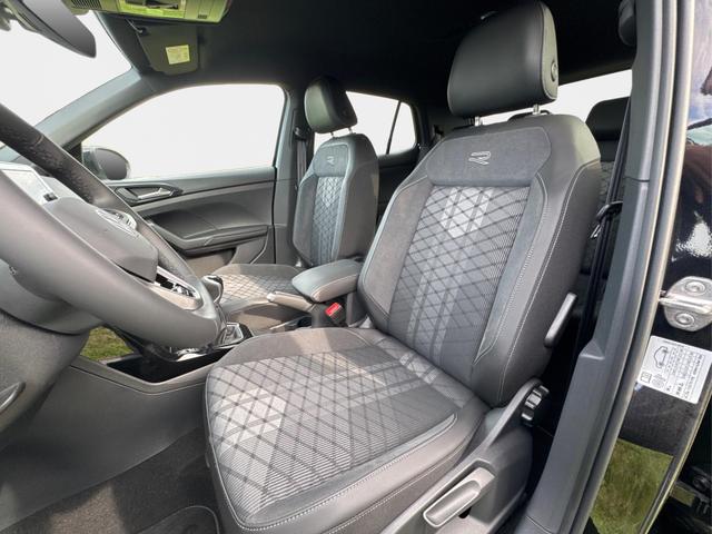 Volkswagen / T-Cross / / / / NAVI+SHZ+MATRIX+ACC+KAMERA+18''ALU, Beispielbilder, ggf. teilweise mit Sonderausstattung