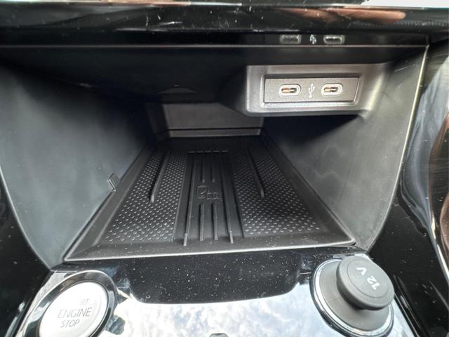 Volkswagen / T-Cross / / / / NAVI+SHZ+MATRIX+ACC+KAMERA+18''ALU, Beispielbilder, ggf. teilweise mit Sonderausstattung