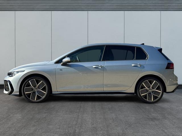 Volkswagen / Golf / Silber / / / LED-PLUS+ACC+SHZ+KEYLESS+KAMERA+18 ALU, Beispielbilder, ggf. teilweise mit Sonderausstattung