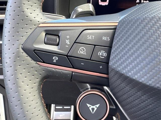 Cupra / Leon Sportstourer / Grau / / / ST AHK+NAVI+eHK+KAMERA+ACC+SHZ+18 ALU+LED, Beispielbilder, ggf. teilweise mit Sonderausstattung