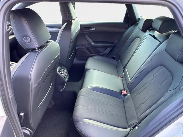 Cupra / Leon Sportstourer / Grau / / / ST AHK+NAVI+eHK+KAMERA+ACC+SHZ+18 ALU+LED, Beispielbilder, ggf. teilweise mit Sonderausstattung
