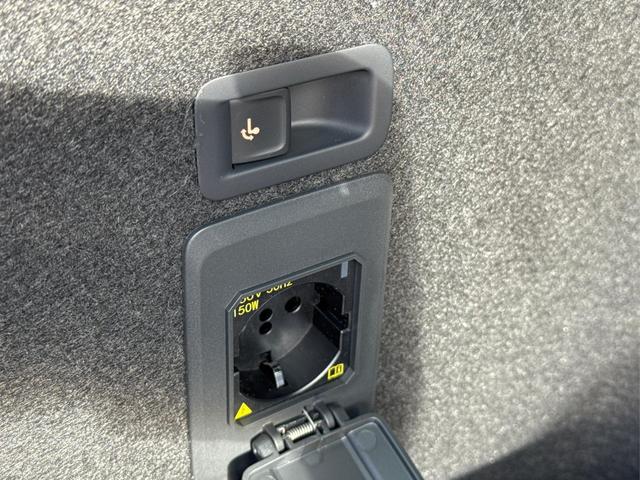 Cupra / Leon Sportstourer / Grau / / / ST AHK+NAVI+eHK+KAMERA+ACC+SHZ+18 ALU+LED, Beispielbilder, ggf. teilweise mit Sonderausstattung