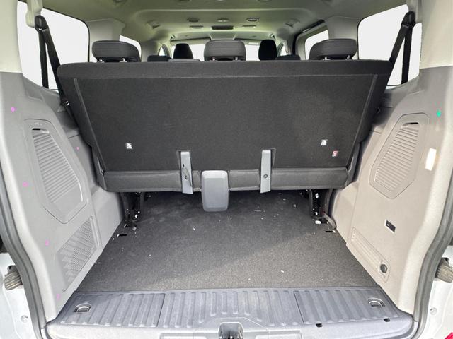 Volkswagen / T7 Caravelle / / / / KR+SHZ+9-Sitzer+AHK+GJR+KLIMAAUT.+KAMERA+PDC+LED, Beispielbilder, ggf. teilweise mit Sonderausstattung