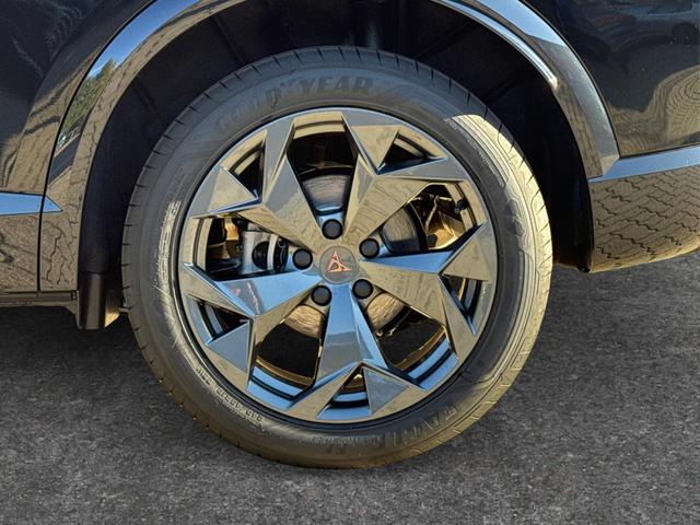 Cupra / Formentor / Schwarz / / / 4x4 AHK+eHK+NAVI+KAMERA+ACC+SHZ+18 ALU, Beispielbilder, ggf. teilweise mit Sonderausstattung