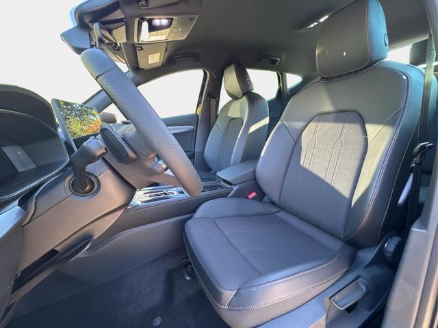 Cupra / Formentor / Schwarz / / / 4x4 AHK+eHK+NAVI+KAMERA+ACC+SHZ+18 ALU, Beispielbilder, ggf. teilweise mit Sonderausstattung