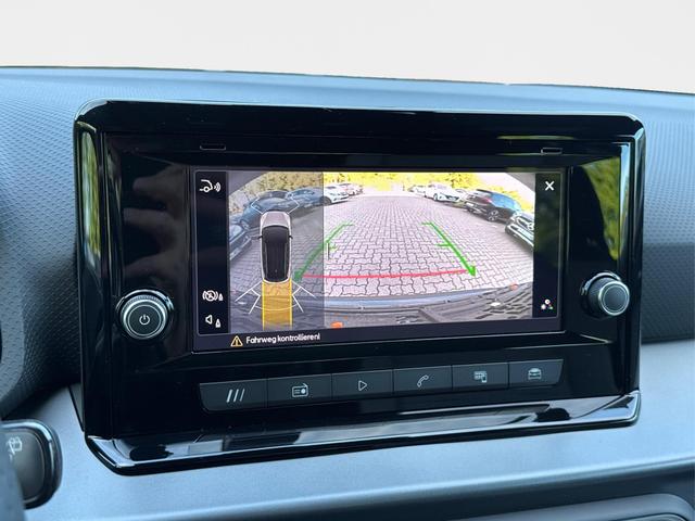 Seat / Arona / / / / KAMERA+PDC+LED+18 ALU+ACC, Beispielbilder, ggf. teilweise mit Sonderausstattung