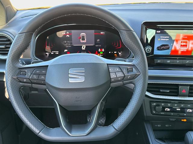 Seat / Arona / / / / KAMERA+PDC+LED+18 ALU+ACC, Beispielbilder, ggf. teilweise mit Sonderausstattung
