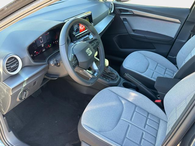 Seat / Arona / / / / KAMERA+PDC+LED+18 ALU+ACC, Beispielbilder, ggf. teilweise mit Sonderausstattung