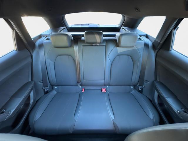 Cupra / Leon Sportstourer / Schwarz / / / ST AHK+NAVI+eHK+KAMERA+ACC+SHZ+18 ALU+LED, Beispielbilder, ggf. teilweise mit Sonderausstattung