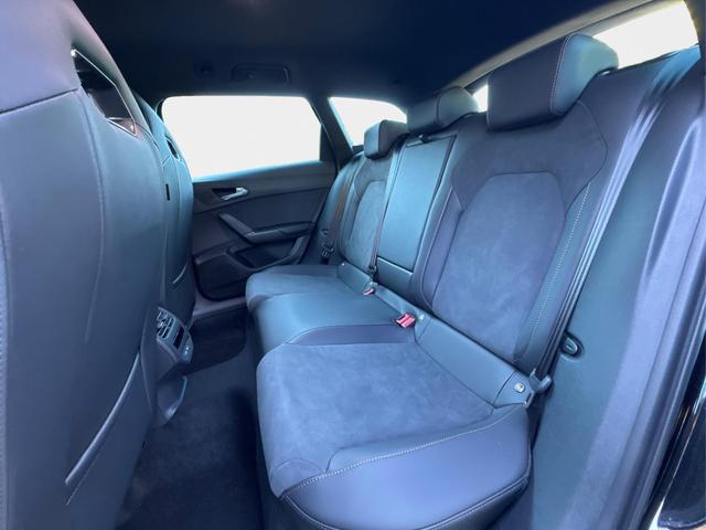 Cupra / Leon Sportstourer / Schwarz / / / 4x4 ST AHK+NAVI+eHK+KAMERA+MEMORY+ACC+19 ALU+LED, Beispielbilder, ggf. teilweise mit Sonderausstattung