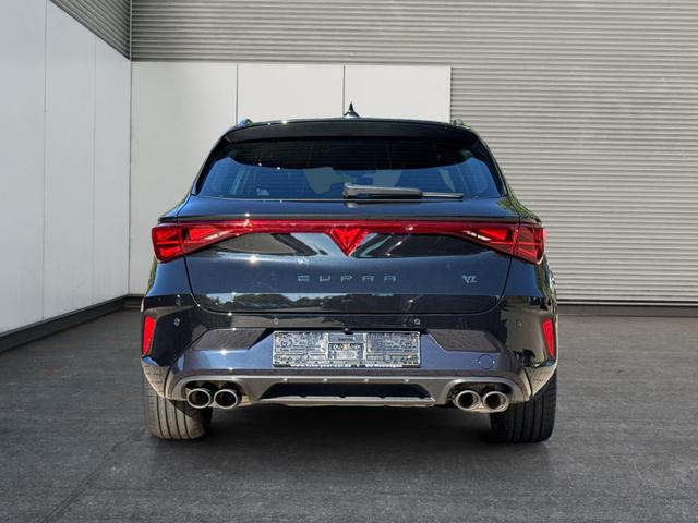 Cupra / Leon Sportstourer / Schwarz / / / 4x4 ST AHK+NAVI+eHK+KAMERA+MEMORY+ACC+19 ALU+LED, Beispielbilder, ggf. teilweise mit Sonderausstattung