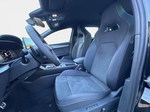 Cupra / Leon Sportstourer / Schwarz / / / 4x4 ST AHK+NAVI+eHK+KAMERA+MEMORY+ACC+19 ALU+LED, Beispielbilder, ggf. teilweise mit Sonderausstattung