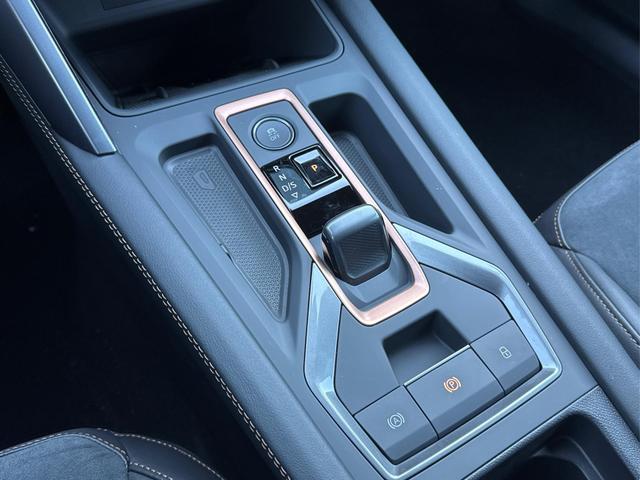 Cupra / Leon Sportstourer / Schwarz / / / 4x4 ST AHK+NAVI+eHK+KAMERA+MEMORY+ACC+19 ALU+LED, Beispielbilder, ggf. teilweise mit Sonderausstattung
