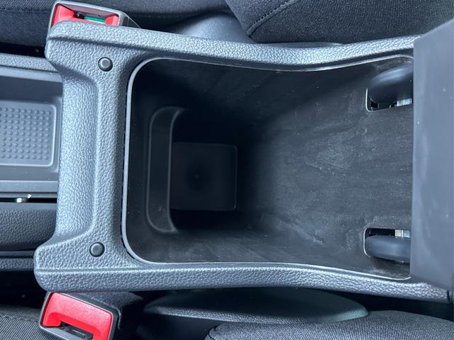 Seat / Arona / / / / KAMERA+PDC+LED+18 ALU+ACC, Beispielbilder, ggf. teilweise mit Sonderausstattung