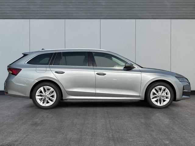 Skoda / Octavia Combi / Silber / / / ACC+AHK+eHK+KAM+PDC+LED+17ALU+SHZ