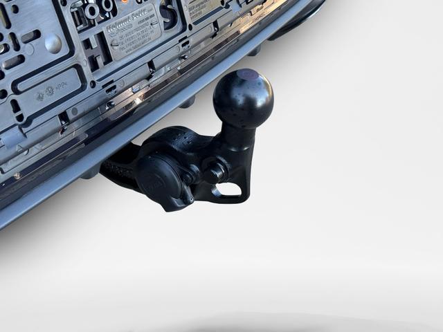 Cupra / Leon Sportstourer / Schwarz / / / ST AHK+NAVI+eHK+KAMERA+ACC+SHZ+18 ALU+LED