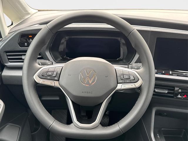 Volkswagen / Caddy Maxi / Blau / / / Caddy Maxi+ KAMERA+AHK+GJR+SHZ+PDC+ACC+LANE ASSIST, Beispielbilder, ggf. teilweise mit Sonderausstattung