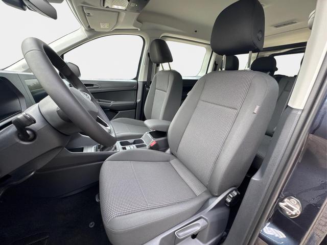 Volkswagen / Caddy Maxi / Blau / / / Caddy Maxi+ KAMERA+AHK+GJR+SHZ+PDC+ACC+LANE ASSIST, Beispielbilder, ggf. teilweise mit Sonderausstattung