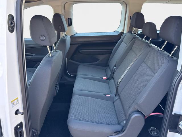 Volkswagen / Caddy Maxi / Wei&szlig; / / / Caddy Maxi+ KAMERA+AHK+GJR+SHZ+PDC+ACC+LANE ASSIST, Beispielbilder, ggf. teilweise mit Sonderausstattung