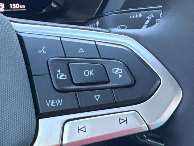 Volkswagen / Caddy Maxi / Wei&szlig; / / / Caddy Maxi+ KAMERA+AHK+GJR+SHZ+PDC+ACC+LANE ASSIST, Beispielbilder, ggf. teilweise mit Sonderausstattung