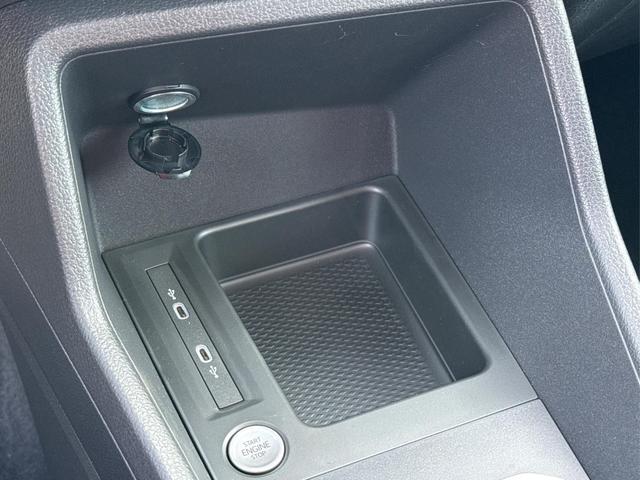 Volkswagen / Caddy Maxi / / / / Caddy Maxi+ KAMERA+AHK+GJR+SHZ+PDC+ACC+LANE ASSIST, Beispielbilder, ggf. teilweise mit Sonderausstattung