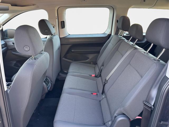 Volkswagen / Caddy Maxi / Grau / / / Caddy Maxi+ KAMERA+AHK+GJR+SHZ+PDC+ACC+LANE ASSIST, Beispielbilder, ggf. teilweise mit Sonderausstattung