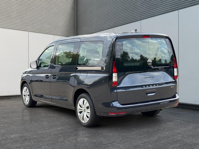 Volkswagen / Caddy Maxi / Blau / / / Caddy Maxi+ KAMERA+AHK+GJR+SHZ+PDC+ACC+LANE ASSIST, Beispielbilder, ggf. teilweise mit Sonderausstattung
