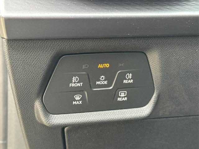 Cupra / Leon Sportstourer / Grau / / / ST 4x4 AHK+eHK+NAVI+ACC+SHZ+18 ALU+LED