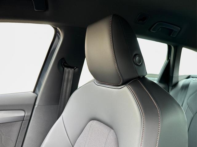 Cupra / Leon Sportstourer / Grau / / / ST 4x4 AHK+eHK+NAVI+ACC+SHZ+18 ALU+LED