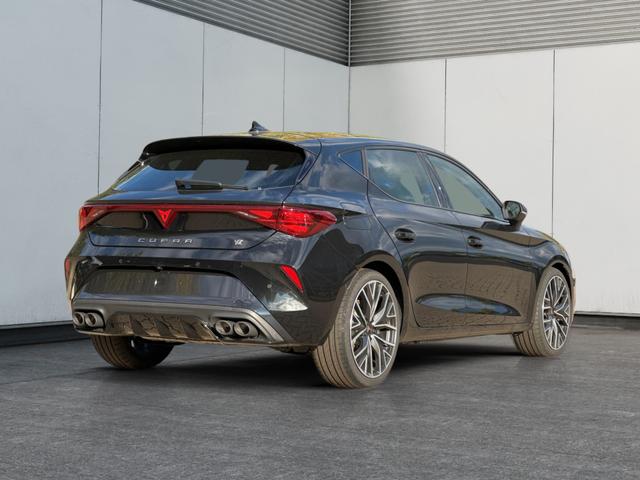 Cupra / Leon / Schwarz / / / NAVI+KAMERA+KESSY+MEMORY+SHZ+ACC+PDC+LED+19 ALU