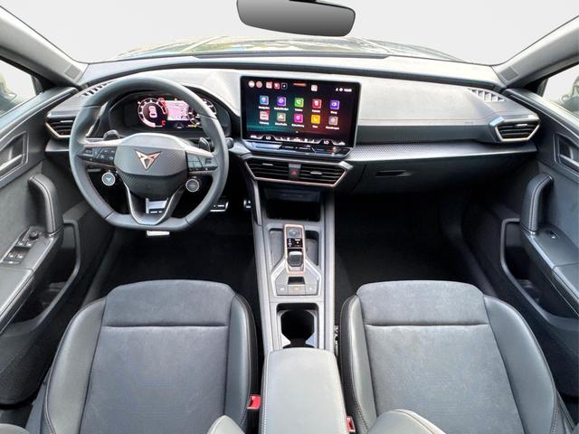 Cupra / Leon / Schwarz / / / NAVI+KAMERA+KESSY+MEMORY+SHZ+ACC+PDC+LED+19 ALU