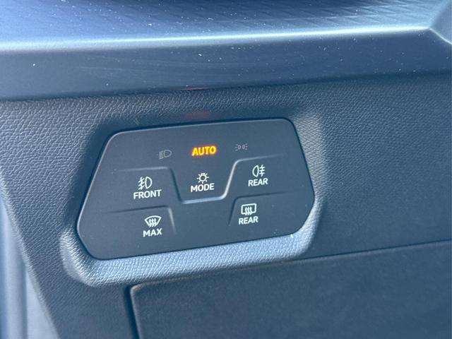 Cupra / Leon Sportstourer / Grau / / / ST AHK+NAVI+eHK+KAMERA+ACC+SHZ+18 ALU+LED, Beispielbilder, ggf. teilweise mit Sonderausstattung