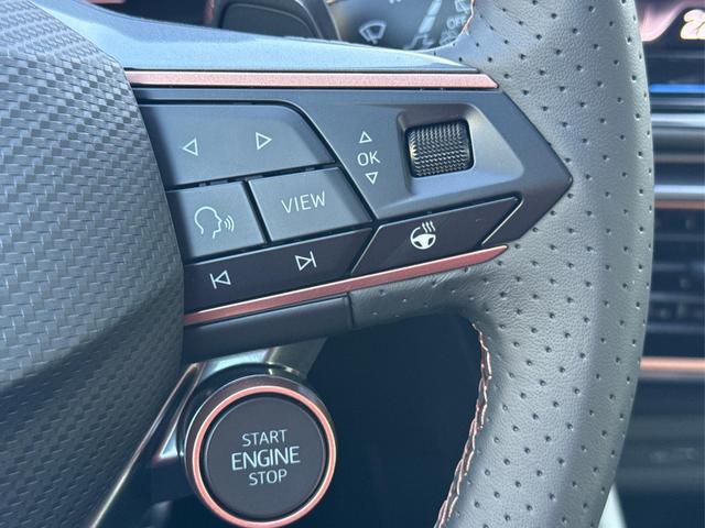 Cupra / Leon Sportstourer / Grau / / / ST AHK+NAVI+eHK+KAMERA+ACC+SHZ+18 ALU+LED, Beispielbilder, ggf. teilweise mit Sonderausstattung