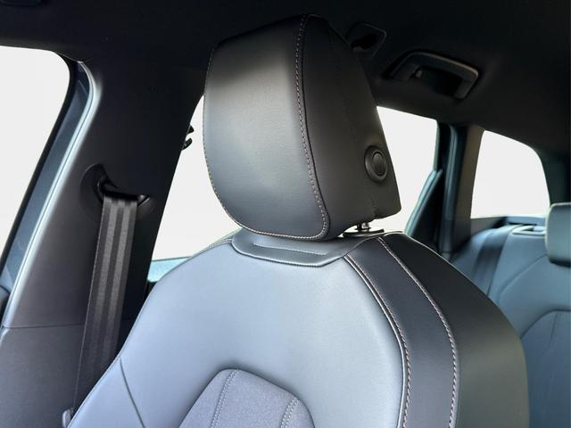 Cupra / Leon Sportstourer / Grau / / / ST AHK+NAVI+eHK+KAMERA+ACC+SHZ+18 ALU+LED, Beispielbilder, ggf. teilweise mit Sonderausstattung