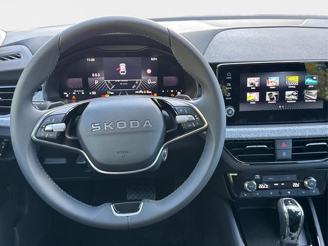Skoda / Scala / Grau / / / Selection SHZ+KAMERA+SMARTLINK+LED+16 ALU, Beispielbilder, ggf. teilweise mit Sonderausstattung
