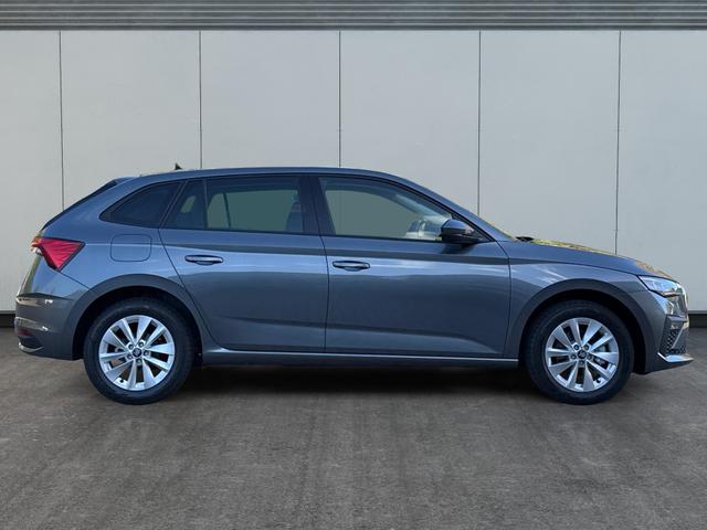 Skoda / Scala / Grau / / / Selection SHZ+KAMERA+SMARTLINK+LED+16 ALU, Beispielbilder, ggf. teilweise mit Sonderausstattung