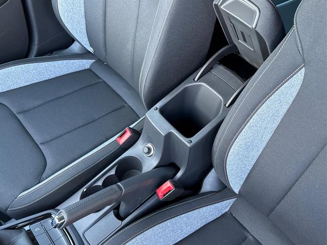 Skoda / Scala / Grau / / / Selection SHZ+KAMERA+SMARTLINK+LED+16 ALU, Beispielbilder, ggf. teilweise mit Sonderausstattung
