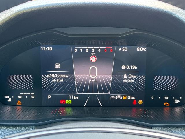 Skoda / Scala / Grau / / / Selection SHZ+KAMERA+SMARTLINK+LED+16 ALU, Beispielbilder, ggf. teilweise mit Sonderausstattung