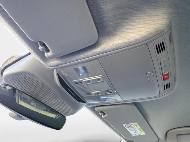 Skoda / Scala / Grau / / / Selection SHZ+KAMERA+SMARTLINK+LED+16 ALU, Beispielbilder, ggf. teilweise mit Sonderausstattung