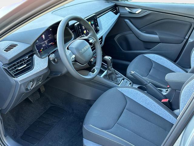 Skoda / Scala / Silber / / / Selection SHZ+KAMERA+SMARTLINK+LED+16 ALU, Beispielbilder, ggf. teilweise mit Sonderausstattung