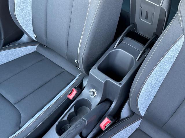 Skoda / Scala / Schwarz / / / Selection SHZ+KAMERA+SMARTLINK+LED+16 ALU, Beispielbilder, ggf. teilweise mit Sonderausstattung